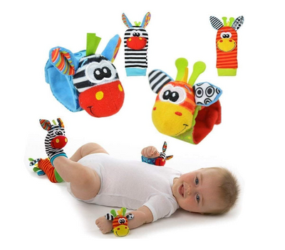 Bunte Babysocken mit Rasseln – Sensorische Plüschsocken für spielerisches Lernen und Motorikförderung für 0-12 Monate 1