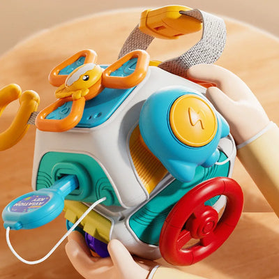Montessori Baby Busy Board Cube – 10-in-1 Sinnesspielzeug für Kleinkinder zur Förderung der Feinmotorik 0