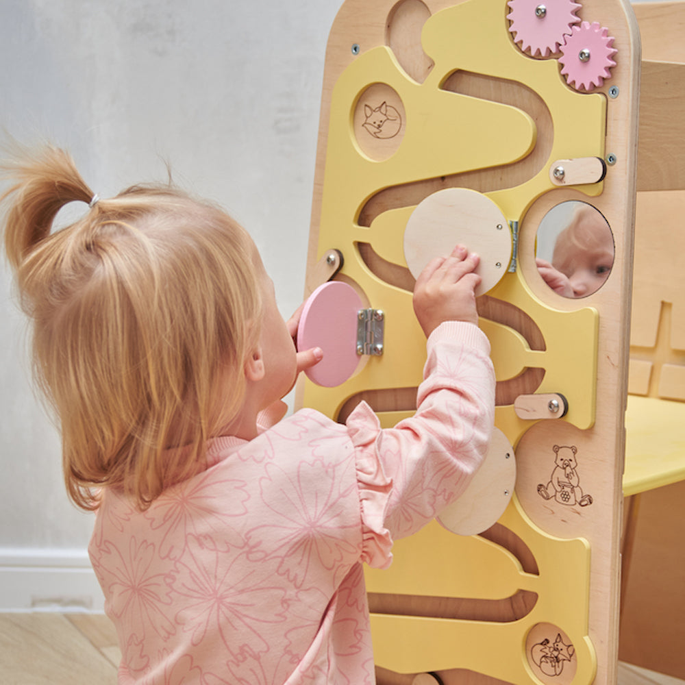 Montessori Lernturm für Kinder mit Busy Board – 5-in-1 Aktivitätsstation aus Birkenholz, höhenverstellbar, sicher und multifunktional 2